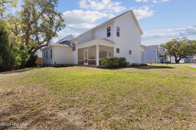 6532 Oak Canopy Drive, Wilmington, NC 28409