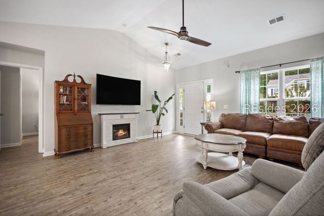 22 Sand Live Oak Dr, Bluffton, SC 29910