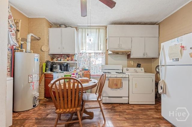 420 W 42nd Street, Savannah, GA 31401