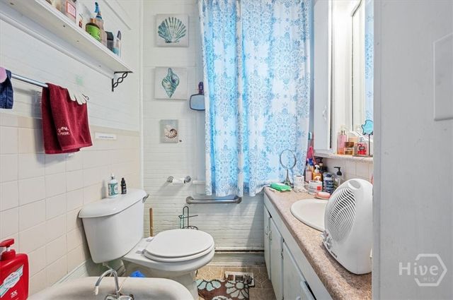 420 W 42nd Street, Savannah, GA 31401