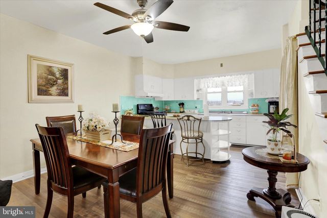 410 MAPLE ST, Lebanon, PA 17046