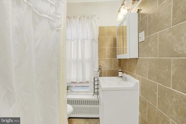 410 MAPLE ST, Lebanon, PA 17046