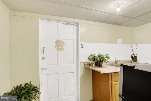 410 MAPLE ST, Lebanon, PA 17046