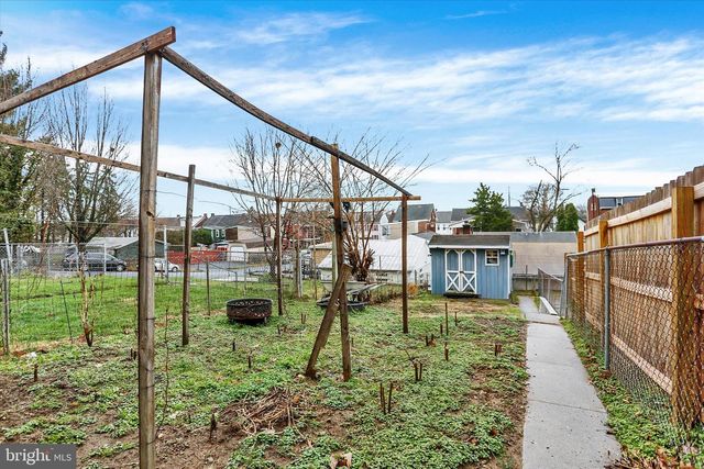 410 MAPLE ST, Lebanon, PA 17046