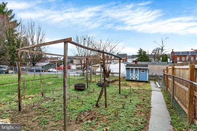 410 MAPLE ST, Lebanon, PA 17046