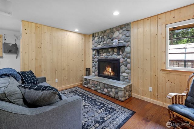 19823 Canyon Drive, Granite Falls, WA 98252