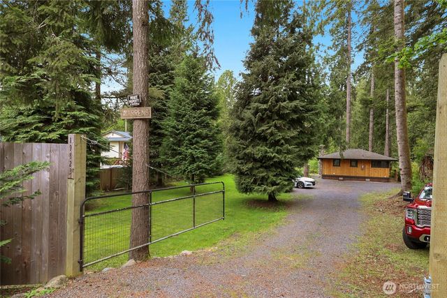 19823 Canyon Drive, Granite Falls, WA 98252