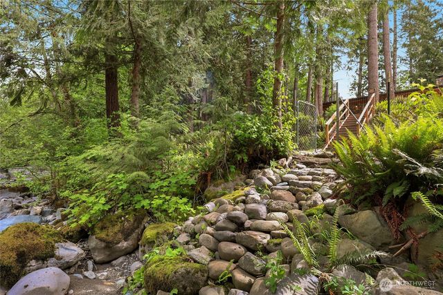 19823 Canyon Drive, Granite Falls, WA 98252