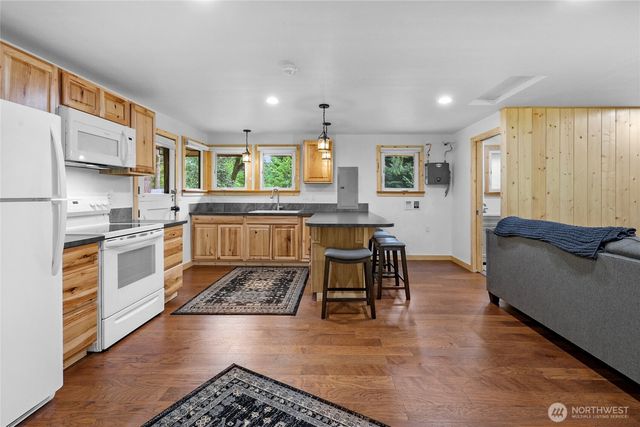 19823 Canyon Drive, Granite Falls, WA 98252