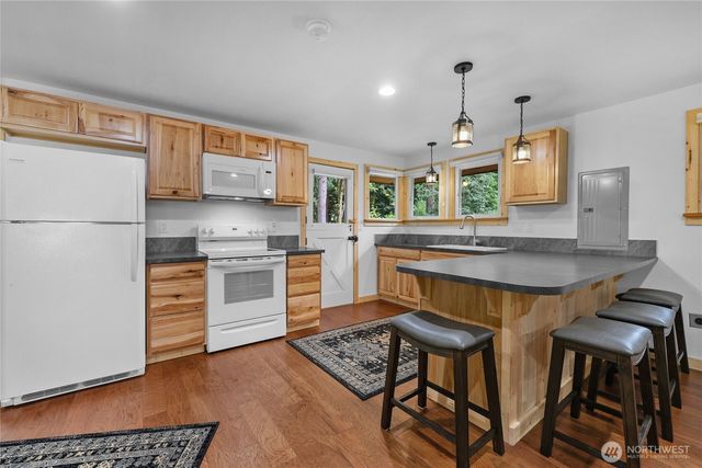 19823 Canyon Drive, Granite Falls, WA 98252