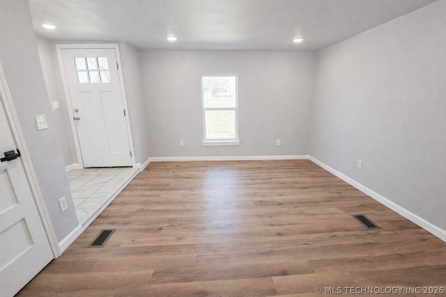 103 Whitney Lane, Tahlequah, OK 74464