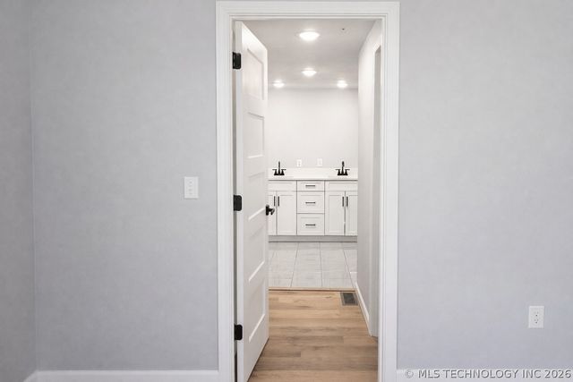 103 Whitney Lane, Tahlequah, OK 74464