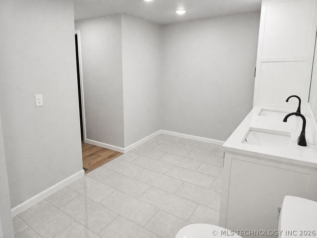 103 Whitney Lane, Tahlequah, OK 74464