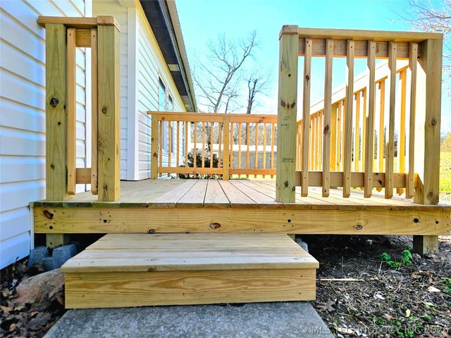 103 Whitney Lane, Tahlequah, OK 74464