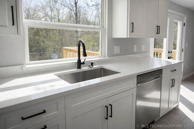 103 Whitney Lane, Tahlequah, OK 74464