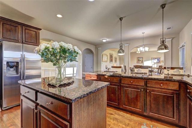 609 Caledon Way, Hampton, GA 30228