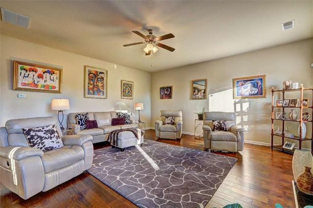 609 Caledon Way, Hampton, GA 30228