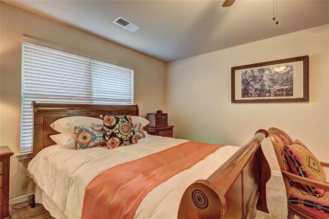 609 Caledon Way, Hampton, GA 30228
