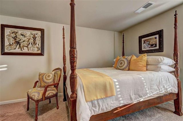609 Caledon Way, Hampton, GA 30228