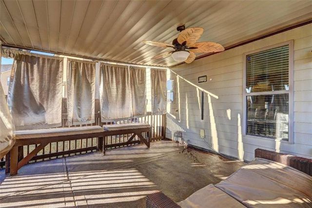 609 Caledon Way, Hampton, GA 30228