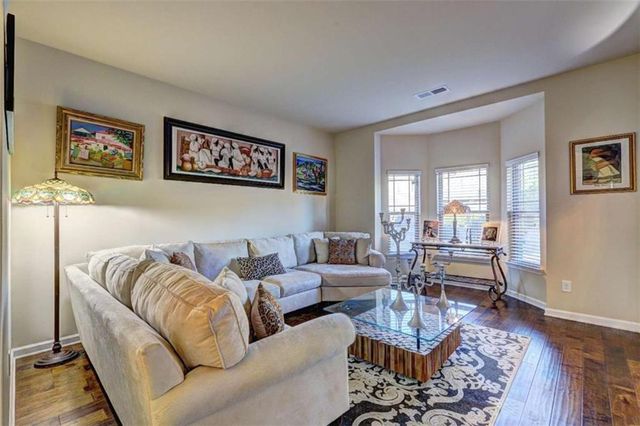 609 Caledon Way, Hampton, GA 30228