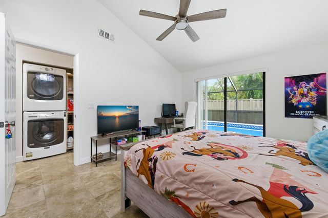 5284 Eagle Lake Drive, Palm Beach Gardens, FL 33418