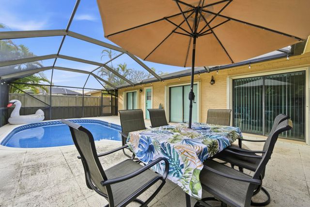 5284 Eagle Lake Drive, Palm Beach Gardens, FL 33418