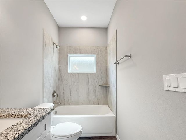 5020 FINDERS COURT, Tampa, FL 33617
