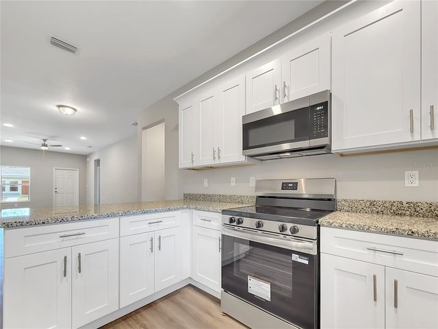 5020 FINDERS COURT, Tampa, FL 33617