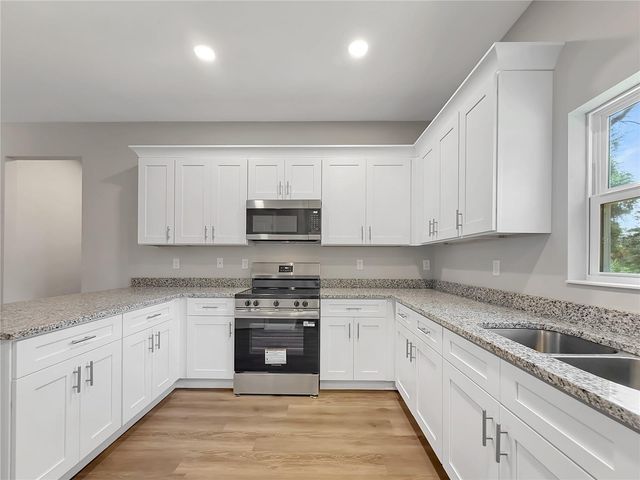 5020 FINDERS COURT, Tampa, FL 33617
