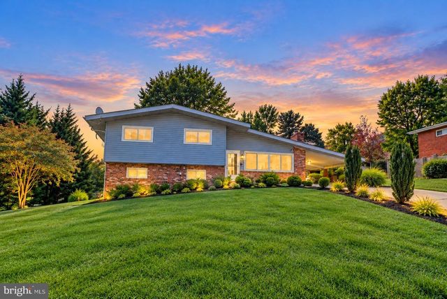 6000 RAYBURN DR, Temple Hills, MD 20748