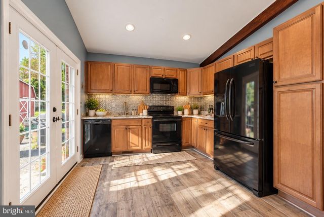 6000 RAYBURN DR, Temple Hills, MD 20748