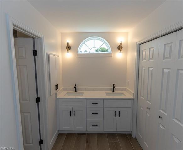 19570 Oak Forest DR, Fort Myers, FL 33967