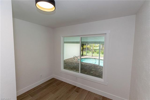 19570 Oak Forest DR, Fort Myers, FL 33967