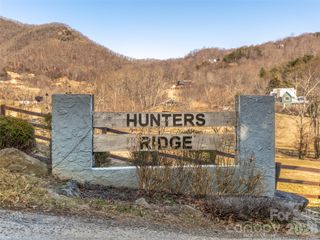 9999 Hunters Ridge Drive, Canton, NC 28716