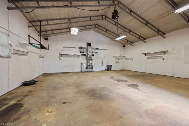 7410 Friendship Ledford Road, Winston-salem, NC 27107