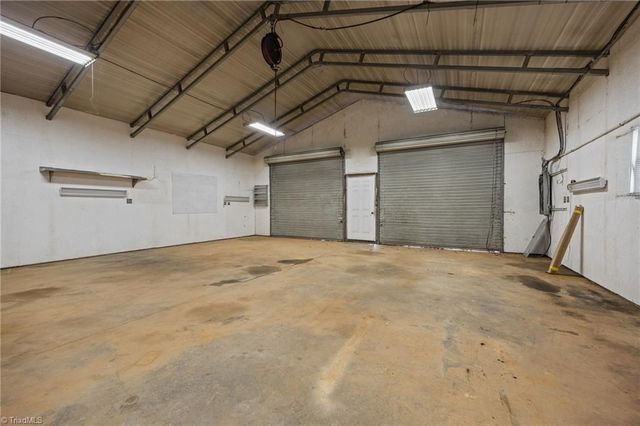 7410 Friendship Ledford Road, Winston-salem, NC 27107