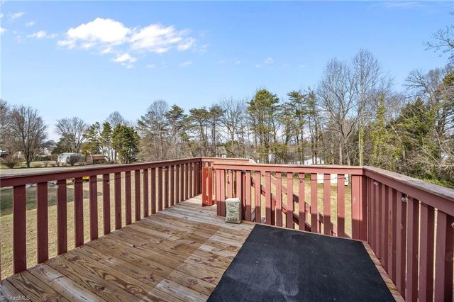 7410 Friendship Ledford Road, Winston-salem, NC 27107