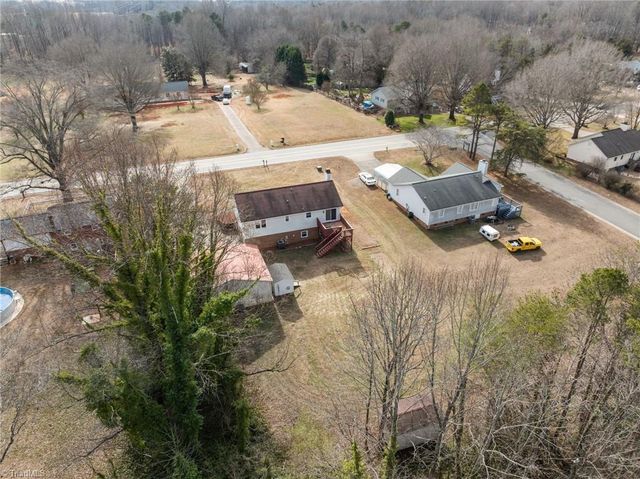 7410 Friendship Ledford Road, Winston-salem, NC 27107