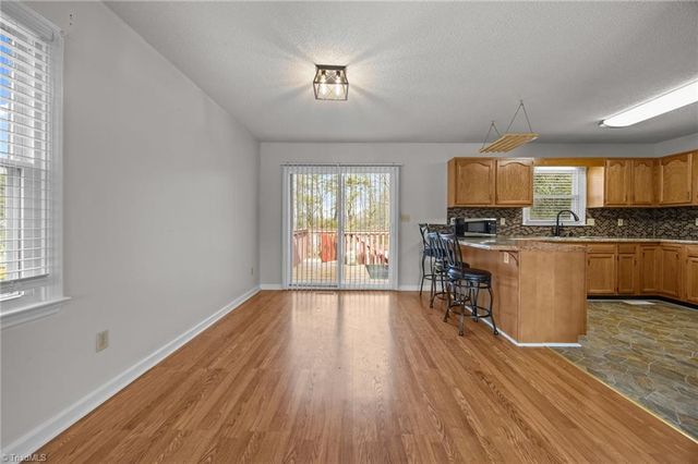 7410 Friendship Ledford Road, Winston-salem, NC 27107