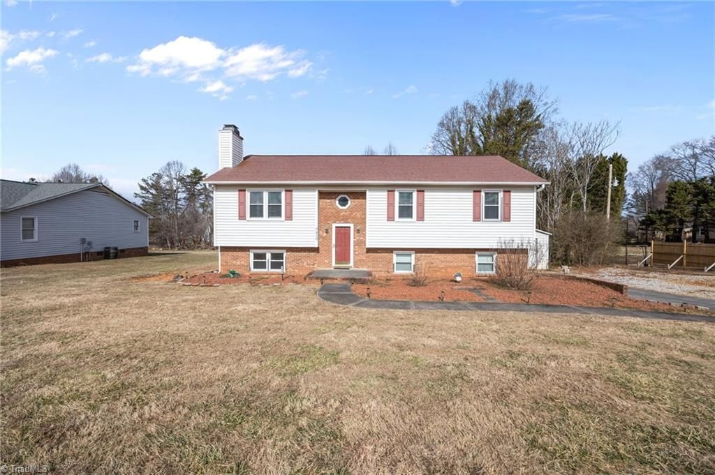 7410 Friendship Ledford Road, Winston-salem, NC 27107