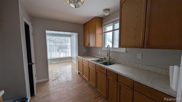 19201 Ardmore Street, Detroit, MI 48235