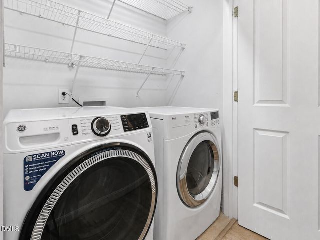 913 Edgewater Circle, Chapel Hill, NC 27516