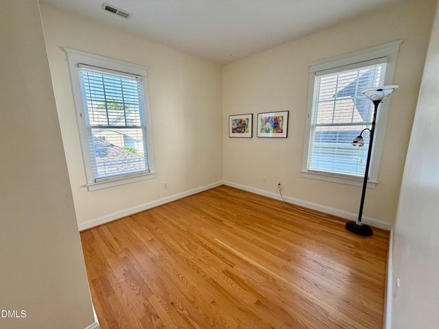 913 Edgewater Circle, Chapel Hill, NC 27516