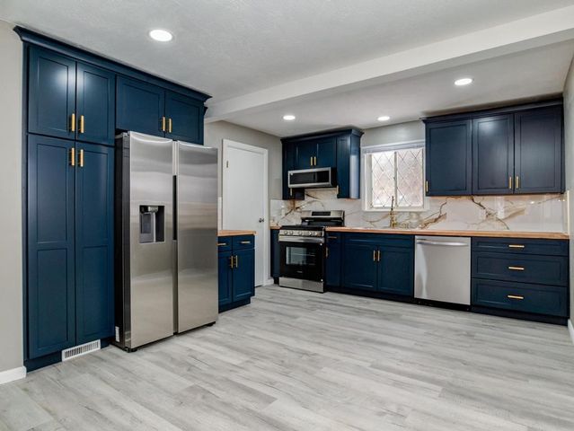 413 Bauman Ave, Baden, PA 15005