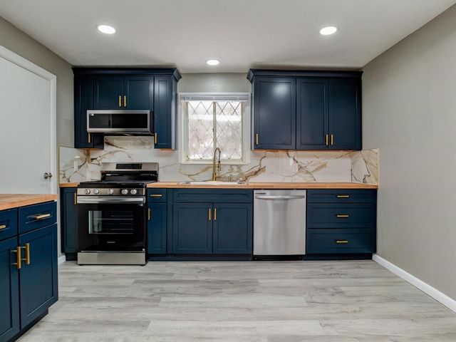 413 Bauman Ave, Baden, PA 15005