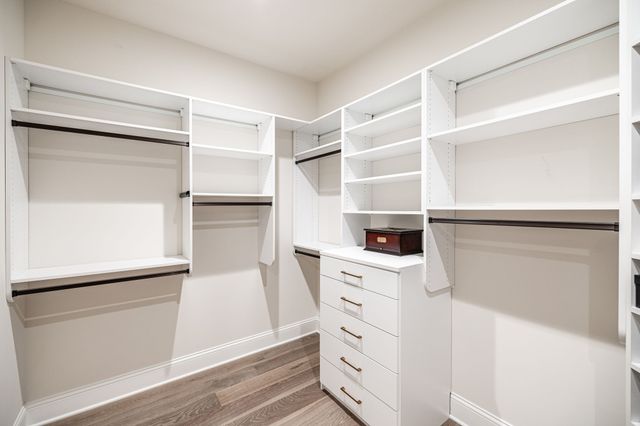 1024 Club View Dr Unit D301, Gallatin, TN 37066