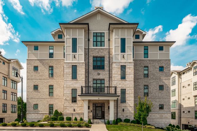 1024 Club View Dr Unit D301, Gallatin, TN 37066