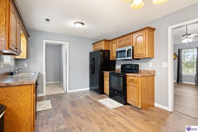 6149 Hardinsburg Road, Cecilia, KY 42724