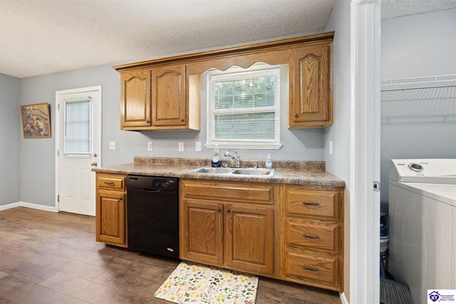 6149 Hardinsburg Road, Cecilia, KY 42724